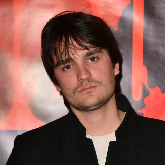 Alain-Fabien Delon lors de l'avant-première du film "Jours sauvages" au cinéma Max Linder à Paris, le 3 avril 2023.