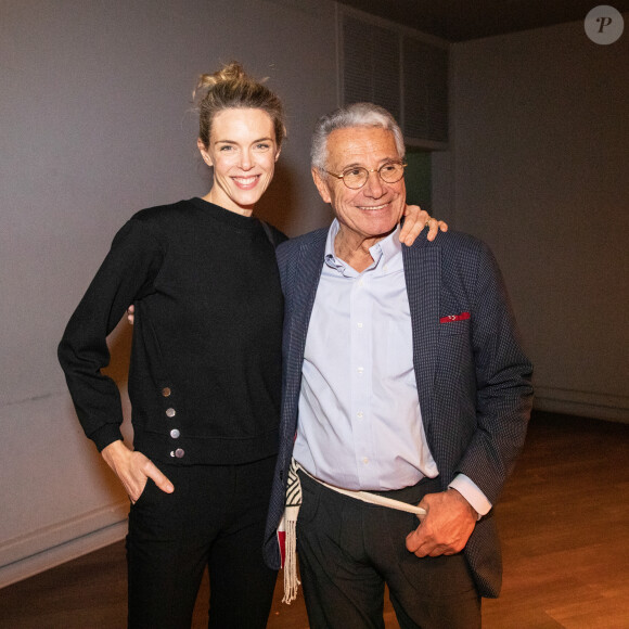 Jean-Marie Périer et Julie Andrieu au théâtre du Rond Point pour une représentation de son spectacle "Flashback" à Paris le 28 janvier 2019. © Frédéric Maligne / Bestimage