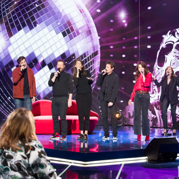 Exclusif - Clément Moreau, Philippe Lelièvre, Soraya Garlenq, Antoine Hamel, Jeanne Lambert, Géraldine Loup, Cyrielle Voguet (Surprise M.Bernier) - Enregistrement de l'émission "La Boîte à Secrets 8", présentée par F.Bollaert et qui sera diffusée le 7 mai sur France 3. Le 19 janvier 2021 © Tiziano Da Silva / Bestimage 
