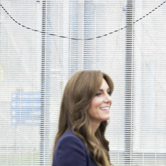 Catherine (Kate) Middleton, princesse de Galles, marraine du Forward Trust, visite la prison HMP High Down de Surrey, Royaume-Uni, le 12 septembre 2023, pour découvrir comment l'organisme caritatif aide les personnes impliquées dans le système de justice pénale à gérer et à se remettre de leur dépendance