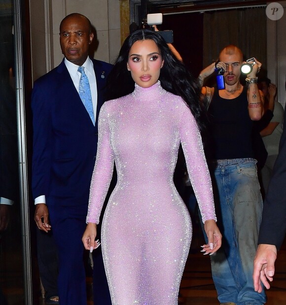 New York City, NY - Kim Kardashian arrive à la Fashion Week de New York, pour l'évènenement Kiering.