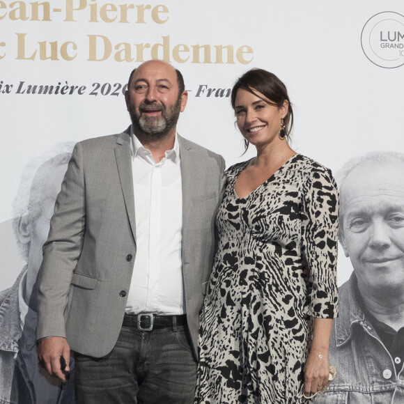 Kad Merad et sa compagne Julia Vignali, lors de la cérémonie de clôture de la 12e édition du Festival du film Lumière à Lyon, du 10 au 18 octobre 2020. © Sandrine Thesillat / Panoramic / Bestimage 