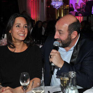 Exclusif - Kad Merad et sa compagne Julia Vignali - Dîner de gala au profit de la Fondation ARC pour la recherche contre le cancer du sein à l'hôtel Peninsula à Paris le 1er octobre 2015. 