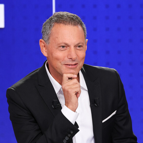 Où il a été agressé et pourchassé par une dizaine de personnes.
Marc-Olivier Fogiel lors de la conférence de presse de rentrée BFM TV. - RMC du groupe Altice France à Paris, France, le 31 août 2023. © Coadic Guirec/Bestimage 