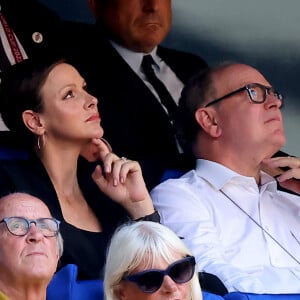 Charlene de Monaco a participé au Water Bike Challenge.
La princesse Charlene de Monaco et le prince Albert II dans les tribunes lors du match de rugby entre l'Afrique du Sud et l'Écosse (18-3) au stade Vélodrome à Marseille le 10 septembre 2023. © Dominique Jacovides / Bestimage 