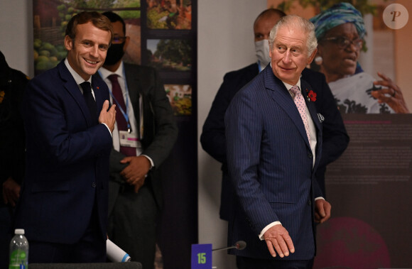 Le président français, Emmanuel Macron et le prince Charles, prince de Galles - Le président de la République française Emmanuel Macron lors de la réunion Great Green Wall lors de la Cop26 à Glasgow (1er - 12 novembre 2021). Le 1er novembre 2021. 