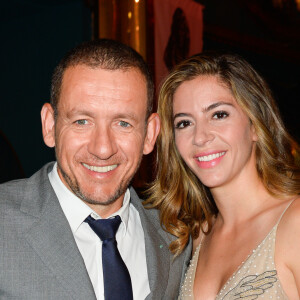 Le tout était complété d'un par-dessus, blanc évidemment. "Happy anniversary my darling husband ! Merci de me combler de bonheur", a écrit Yaël en légende.
Dany Boon et Yaël - 29ème cérémonie des Molières 2017 aux Folies Bergère à Paris le 29 mai 2017. © Coadic Guirec/Bestimage 
