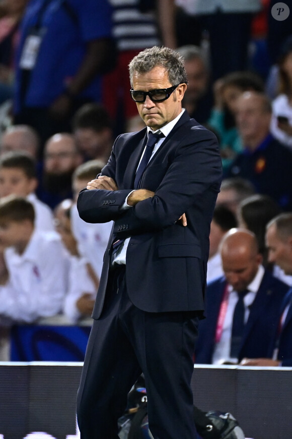 Les polémiques ne se sont pas fait attendre pour toucher la Coupe du monde de rugby.
Echauffement - Fabien Galthie ( selectionneur - entraineur France ) - - Coupe du Monde de Rugby France du match de Poule A entre la France et l'Uruguay (27-12) au stade Pierre-Mauroy à Lille