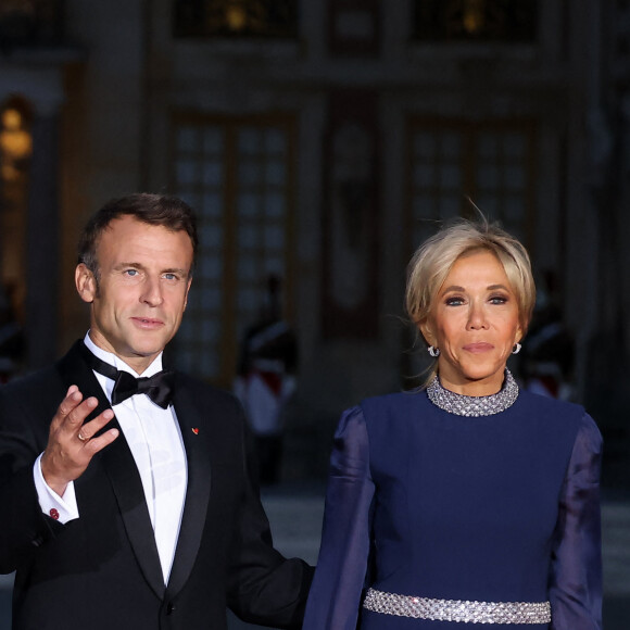 Emmanuel Macron et sa femme Brigitte - Dîner d'Etat au château de Versailles en l'honneur de la visite officielle du roi Charles III d'Angleterre et de la reine consort Camilla Parker Bowles de 3 jours en France. Le 20 septembre 2023 © Jacovides-Moreau / Bestimage