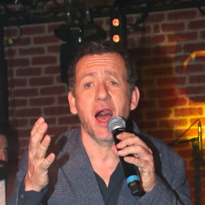 Exclusif - Dany Boon (réalisateur du film) fait un boeuf sur la scène du night club « NO.PI » Place Clichy avec l'Orchestre de K. Merad après l'avant-première du film "La Vie pour de vrai" à Paris, France, le 18 Avril 2023. © Bertrand Rindoff / Bestimage