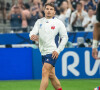 Antoine Dupont est le capitaine de l'équipde de France de rugby
Antoine Dupont (XV de France) - Match d'ouverture de la coupe du monde de Rugby : La France l'emporte 27 à 13 fve à la Nouvelle Zélande (All Blacks) au Stade de France à Saint-Denis. © Baptiste Autissier / Panoramic / Bestimage 