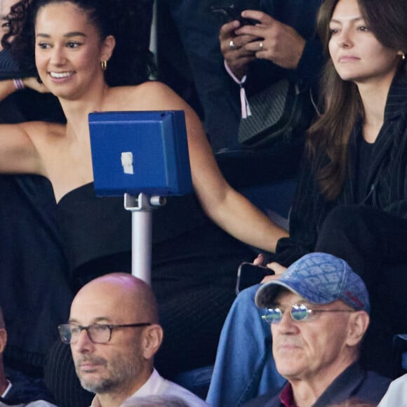 Lena Situations (Lena Mahouf) - Tribunes lors du match de football Ligue 1 Uber Eats opposant le PSG à l'OM (4-0) au Parc des Princes. Paris, le 24 septembre 2023. © Cyril Moreau/Bestimage