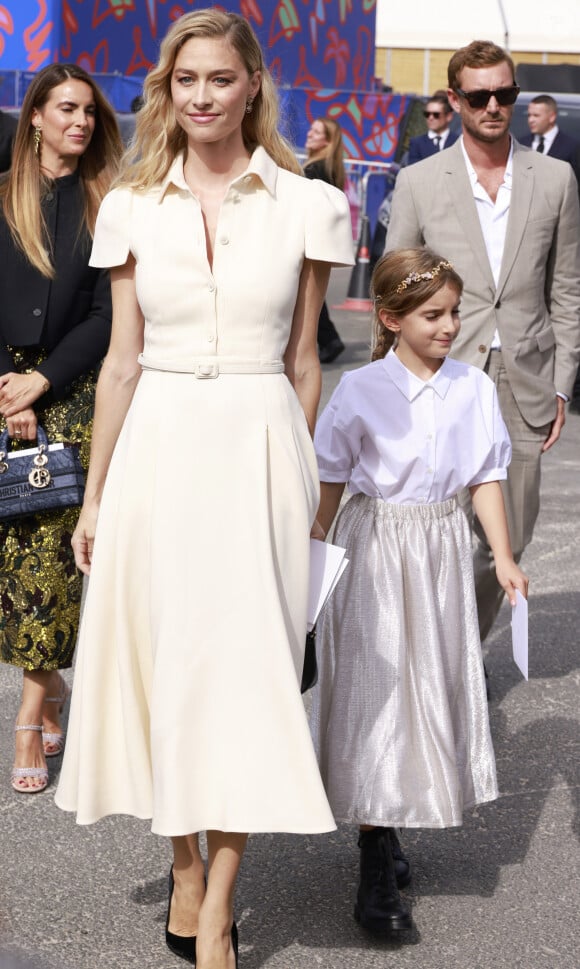 Pierre Casiraghi avec sa femme Béatrice Borromeo - No Web - Arrivées des people au défilé Dior dans les jardins des Tuileries lors de la Paris Fashion Week, saison printemps-été 2024 le 26 septembre 2023. 