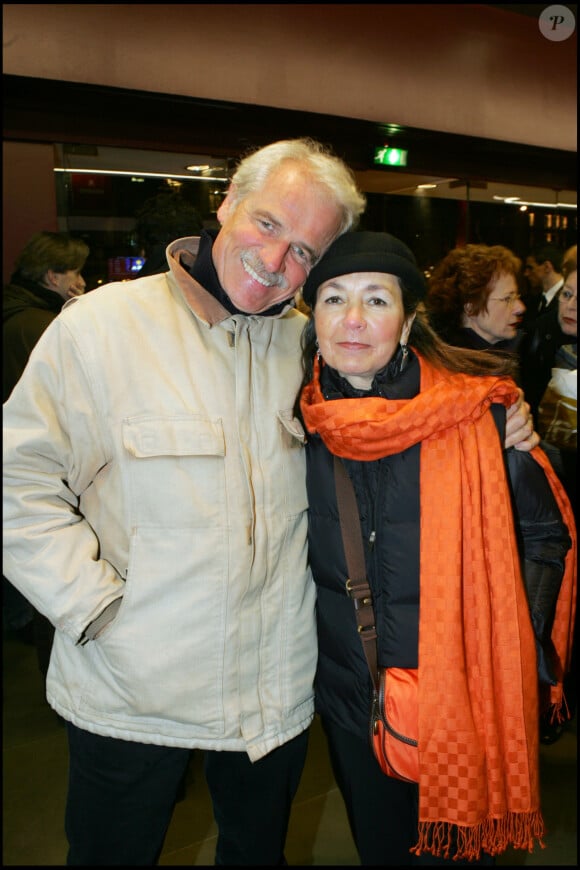 Yann Arthus-Bertrand et sa femme - Première du film "Le Couperet" de Costa Gavras avec Jose Garcia au cinéma Gaumont Champs-Elysées
