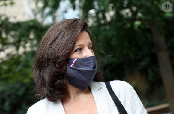 Agnès Buzyn, candidate LREM à la mairie de Paris a voté pour le second tour des éléctions municipales à l'école élémentaire de la rue Saint Jacques dans le 5ème arrondissement de Paris, le 28 Juin 2020. © Dominique Jacovides/Bestimage