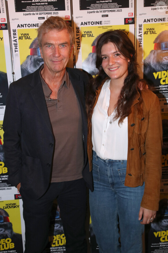 Philippe Caroit et sa fille Blanche - Générale de la Pièce " Vidéo Club " au Théâtre Antoine à Paris. Le 27 Septembre 2023. © Bertrand Rindoff / Bestimage 