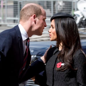 Le prince William, duc de Cambridge, et Meghan Markle à leur arrivée à l'abbaye de Westminster pour le service commémoratif de L'ANZAC Day à Londres. Le 25 avril 2018