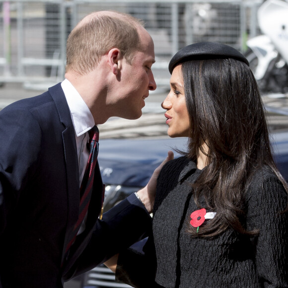 Le prince William, duc de Cambridge, et Meghan Markle à leur arrivée à l'abbaye de Westminster pour le service commémoratif de L'ANZAC Day à Londres. Le 25 avril 2018