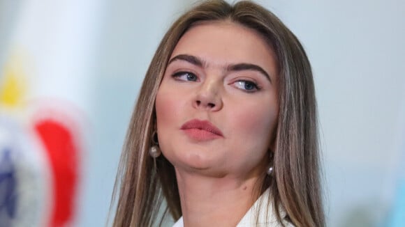 Vladimir Poutine et sa jeune maîtresse Alina Kabaeva parents d'enfants cachés ? "Deux, peut-être trois"