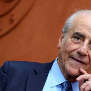 Jean-Pierre Elkabbach - People au village des Internationaux de France de tennis de Roland Garros à Paris. Le 1er juin 2015.