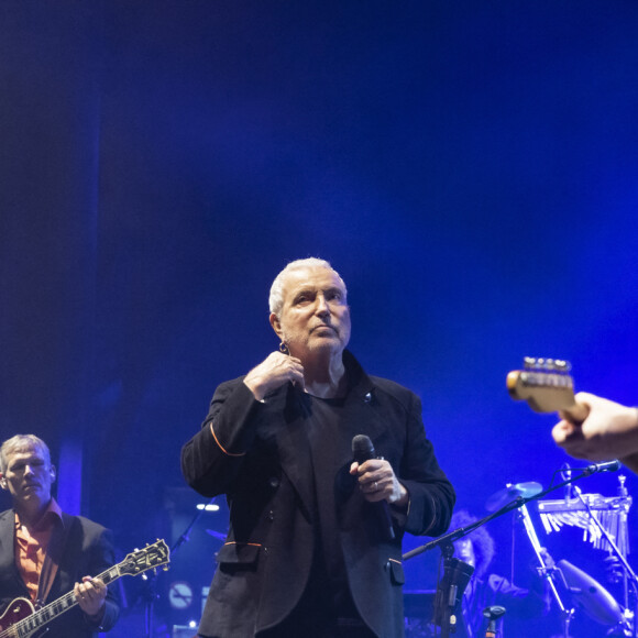 "Pour elle, le culturisme tenait de la performance. Elle m'a fait découvrir des musiques et des photographes absolument incroyables. C'était cohérent avec ma vie", avait-il déclaré à son propos
Exclusif - Bernard Lavilliers - Bernard Lavilliers en concert à l'Olympia à Paris le 16 juin 2022. © Jack Tribeca / Bestimage