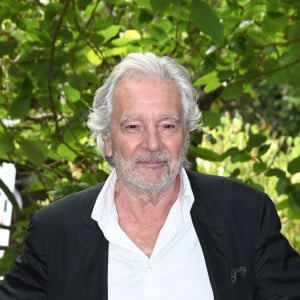 Pierre Arditi au photocall du film "Maestro(s)" lors du 15ème festival du film francophone de Angoulême, France, le 26 août 2022. © Coadic Guirec/Bestimage 