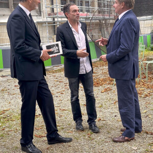 Yann Moix faisait partie des invités.
Exclusif - Yann Moix - Obsèques de Jean-Michel Beigbeder en l'Eglise Saint-Séverin à Paris, le 29 septembre 2023. 