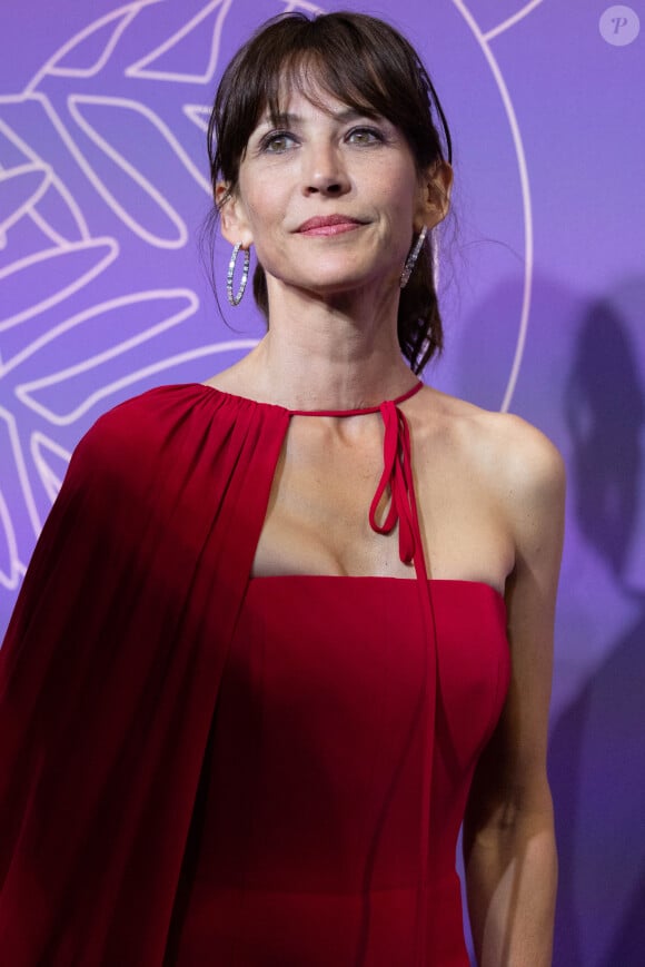 Sophie Marceau - Photocall du dîner du 75ème Festival International du Film de Cannes, le 24 mai 2022.