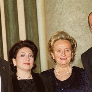 Jacques Chirac et Bernadette Chirac à l'Elysée avec le président arménien et sa femme.