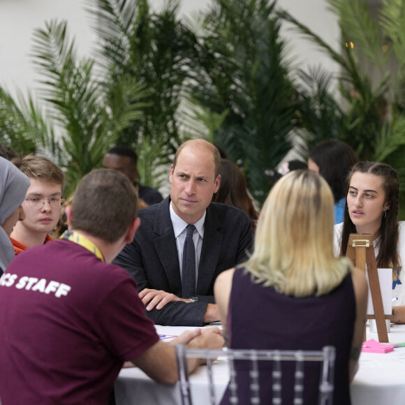 Pour retrouver son audience, la princesse de Galle avait opté pour une tenue très symbolique.
Le prince William - Visite à Factory Works à Birmingham pour marquer la Journée mondiale de la santé mentale, le 10 octobre 2023.