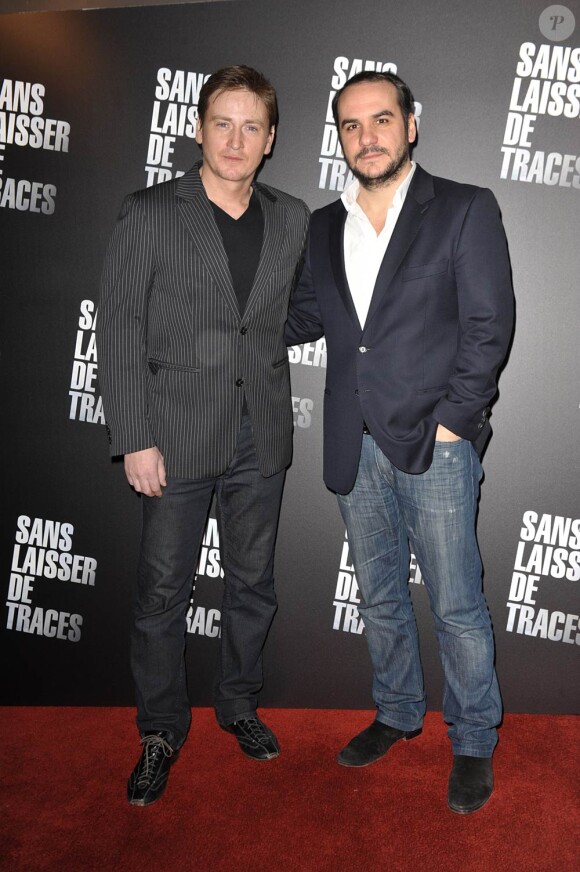 Benoît Magimel et François-Xavier Demaison, à l'occasion de l'avant-première de Sans laisser de traces, à l'UGC Ciné-Cité de Bercy, à Paris, le 8 mars 2010.