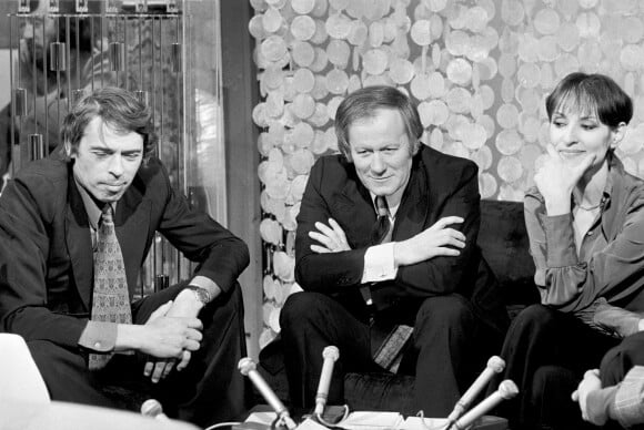 Jacques Brel, Jacques Chancel et Barbara sur le plateau de l'émission TV "Le grand échiquier". Le 10 mai 1973 © Bernard Leguay via Bestimage
