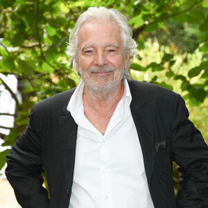 Pierre Arditi est à retrouver ce vendredi soir sur C8 dans la série policière "Le sang de la vigne".
Pierre Arditi au photocall du film "Maestro(s)" lors du 15ème festival du film francophone de Angoulême, France. © Coadic Guirec/Bestimage 