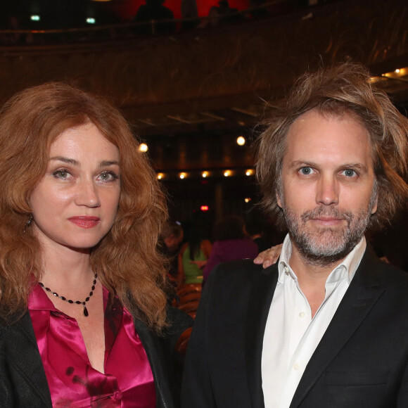 Côté vie privée, la belle comédienne est l'heureuse maman de deux enfants et l'épouse comblée de Florian Zeller.
Florian Zeller et sa femme Marine Delterme - 33ème " Nuit des Molières " aux Folies Bergère à Paris le 30 Mai 2022. Bertrand Rindoff / Bestimage