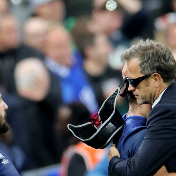 Antoine Dupont, Fabien Galthié - Coupe du Monde de Rugby France 2023 - Match de quart de finale "France-Afrique du Sud (28-29)" au Stade de France à Saint-Denis le 15 octobre 2023. © © Moreau-Jacovides/Bestimage  Rugby World Cup France 2023 - Quarter-final match "France-South Africa (28-29)" at the Stade de France in Saint-Denis on October 15, 2023. 