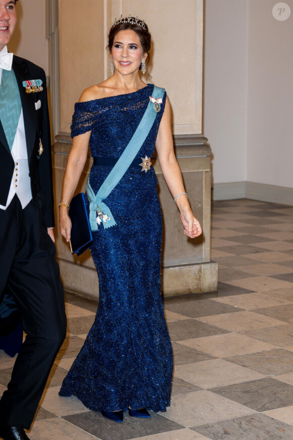 Mary de Danemark - Banquet royal organisé pour les 18 ans du prince héritier Christian de Danemark, Copenhague, 15 octobre 2023.