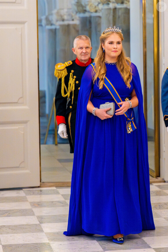 Catharina Amalia des Pays Bas - Banquet royal organisé pour les 18 ans du prince héritier Christian de Danemark, Copenhague, 15 octobre 2023.