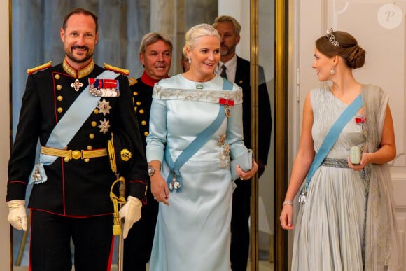 Haakon de Norvège, Mette-Marit et Ingrid-Alexandra de Norvège - Banquet royal organisé pour les 18 ans du prince héritier Christian de Danemark, Copenhague, 15 octobre 2023.