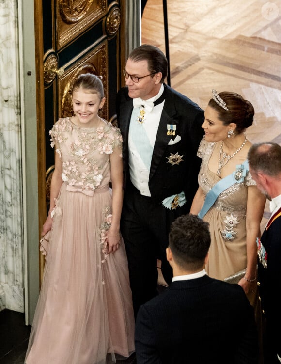 Prince Daniel, Princesse Victoria et princesse Estelle de Suède - Banquet royal organisé pour les 18 ans du prince héritier Christian de Danemark, Copenhague, 15 octobre 2023.