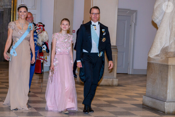 Victoria et Daniel de Suède, Estelle de Suède - Banquet royal organisé pour les 18 ans du prince héritier Christian de Danemark, Copenhague, 15 octobre 2023.