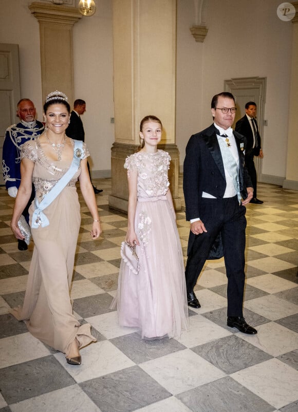 Princesse Victoria de Suède, son mari, le prince Daniel de Suède et sa fille, Estelle de Suède - Banquet royal organisé pour les 18 ans du prince héritier Christian de Danemark, Copenhague, 15 octobre 2023.