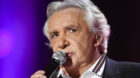 "La dernière fois que j'ai souri..." : Michel Sardou accusé de "trop faire la gu*ule" ? Il répond avec ironie sur son "visage sombre"