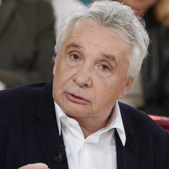 Michel Sardou - Enregistrement de l'émission " Vivement Dimanche " Spéciale Les enfants du Top 50, le 8 octobre 2014. L'émission sera diffusée le 12 Octobre 2014.