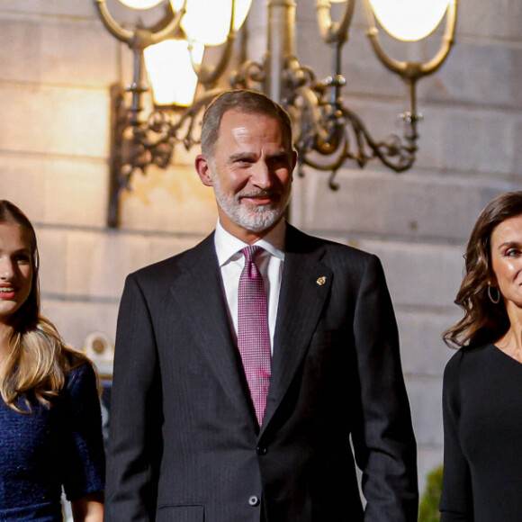 La reine Sofia, la princesse Leonor, le roi Felipe VI d'Espagne, la reine Letizia d'Espagne etlL'infante Sofia d'Espagne - La famille royale d'Espagne lors de la cérémonie des "Prix Princesse des Asturies 2023" à Oviedo, Espagne, le 20 octobre 2023. 