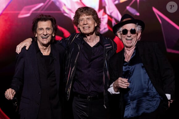 Les membres du groupe des Rolling Stones, Ronnie Wood, Mick Jagger, et Keith Richards lors du lancement de lors dernier album "Hackney Diamonds" à Londres, Royaume Uni, le 6 septembre 2023.