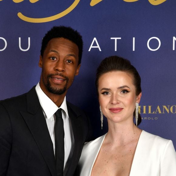 Il a ensuite eu une pensée pour sa femme, Elina Svitolina et leur fille, Skaï
 
Exclusif - Gaël Monfils et sa femme Elina Svitolina - Photocall du gala annuel de la Fondation Elina Svitolina au Yacht Club de Monaco. Le 2 décembre 2022 © Bruno Bebert / Bestimage