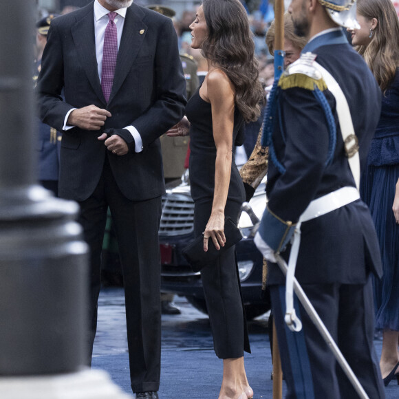 Le roi Felipe VI et la reine Letizia d'Espagne - La famille royale d'Espagne lors de la cérémonie des "Prix Princesse des Asturies 2023" à Oviedo, Espagne, le 20 octobre 2023. 