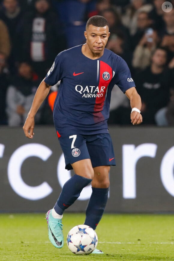 Pour une belle victoire, 3 buts à zéro ! 
Kylian Mbappe (PSG) - Match de ligue des champions entre le PSG et l'AC Milan (3-0) au Parc des Princes à Paris le 25 octobre 2023. 