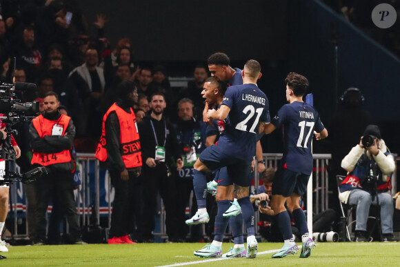 Joie - But de Kylian Mbappe (PSG) - Match de ligue des champions entre le PSG et l'AC Milan (3-0) au Parc des Princes à Paris le 25 octobre 2023. 