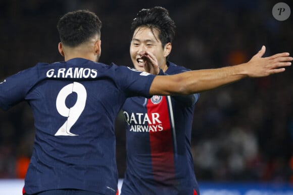 Joie - But de Lee Kang-In (PSG) - Goncalo Ramos (PSG) - Match de ligue des champions entre le PSG et l'AC Milan (3-0) au Parc des Princes à Paris le 25 octobre 2023. 